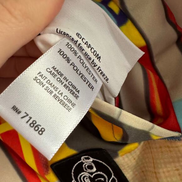 Megaman Capcom Reversible Bomber Lightweight Jacket Size Small - Picture 12 of 12
